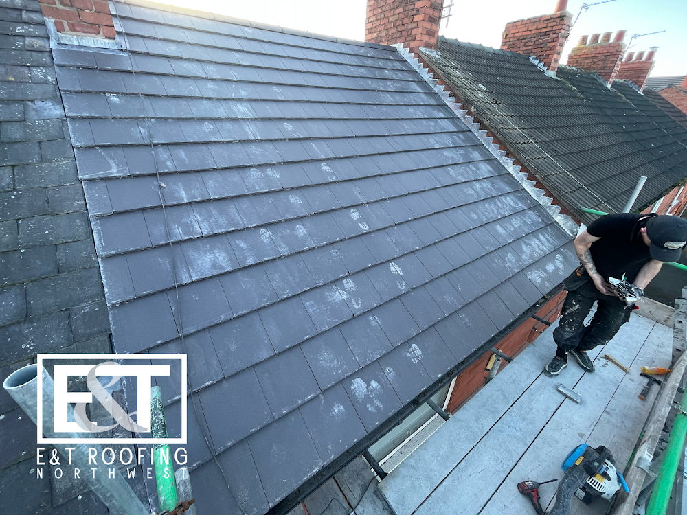 E & T Roofing Northwest