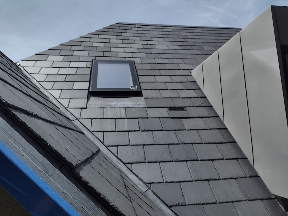 Les Perry Roofing Contractors Limited